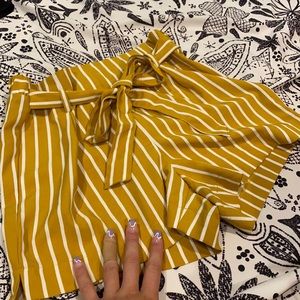 YELLOW & WHITE STRIPED TIE SKIRT💙